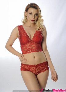 dantelli-ic-camasırı-modelleri-22