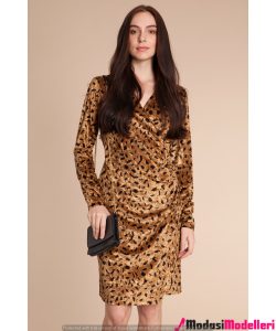 leopar-desenli-elbise-modelleri-11