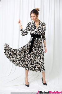 leopar-desenli-elbise-modelleri-23